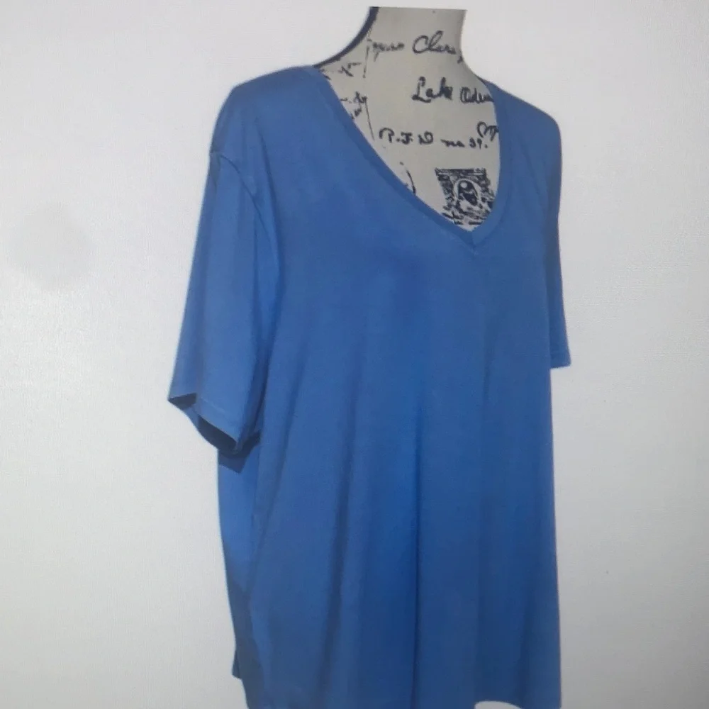 Comfort V-Neck Short Sleeve Top - Blue